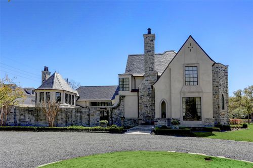 5555 Cranbrook Rd, Houston, TX, 77056-1610 | Card Image