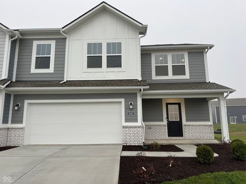 2925 Grand Ridge Dr, Greenwood, IN, 46143-6133 | Card Image