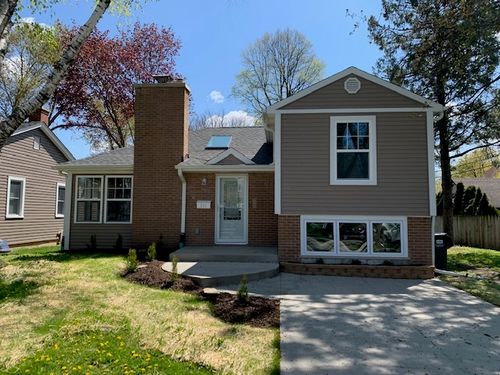 251 N Schiller St, Palatine, IL, 60067-5311 | Card Image