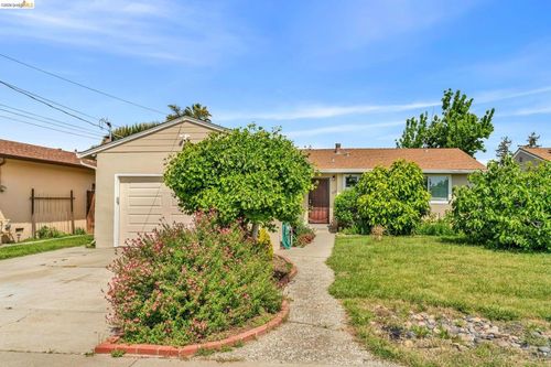 1631 Via Ventana, San Lorenzo, CA, 94580-2043 | Card Image