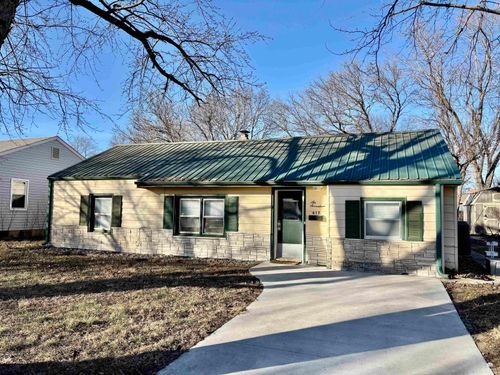 617 Arthur Street, Clay Center, KS, 67432 | Card Image