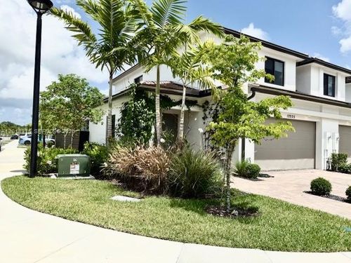 12025 Sw 83rd Pl, Miami, FL, 33156-5169 | Card Image