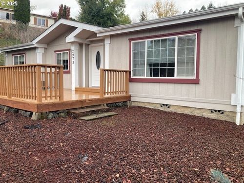 2978 Ne Privado Ct, Roseburg, OR, 97470-7600 | Card Image