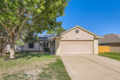 201 Orchard Way, Hutto, TX, 78634-5162 | Card Image