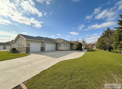 3970 Cambria Dr, Idaho Falls, ID, 83404-7744 | Card Image