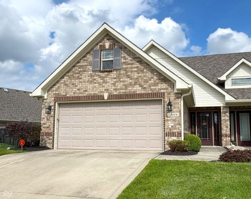 3919 Waterfront Way, Plainfield, IN, 46168-7626 | Card Image