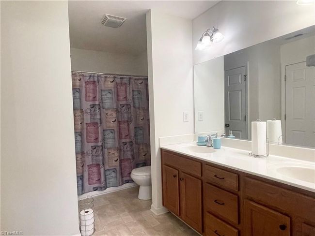 926 Norton St, House other with 4 bedrooms, 4 bathrooms and null parking in High Point NC | Image 4