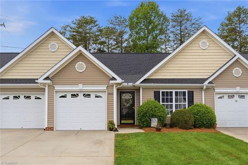 3932 Creekside Ct, Winston-Salem, NC, 27127-7385 | Card Image