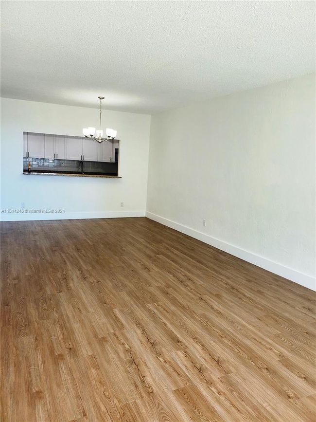 APT-923 - 19380 Collins Ave, Condo with 1 bedrooms, 1 bathrooms and null parking in Sunny Isles Beach FL | Image 5