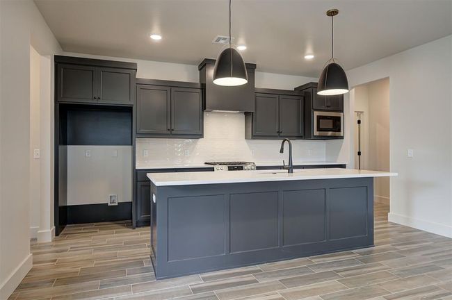 6016 Kinnick Dr, House other with 4 bedrooms, 2 bathrooms and null parking in Edmond OK | Image 14