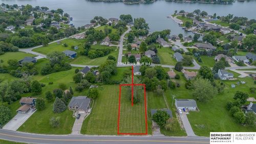 1917 Rock Bluff Rd, Plattsmouth, NE, 68048-4310 | Card Image