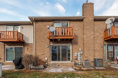 8114 Clay Ct, Sterling Heights, MI, 48313-4600 | Card Image