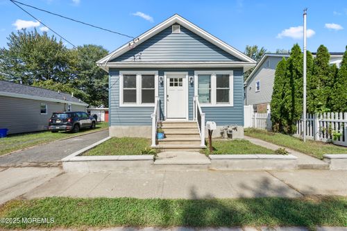 641 Morningside Ave, Union Beach, NJ, 07735-3309 | Card Image