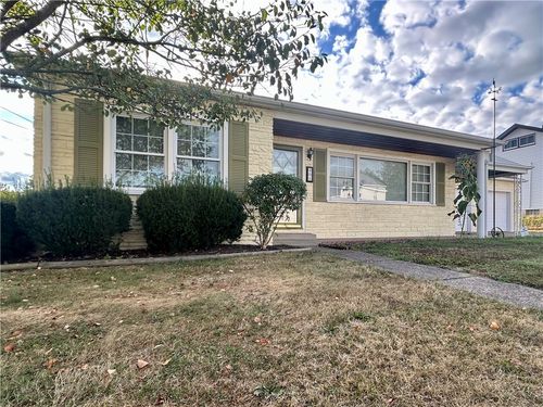 301 15th Ave, Patterson Hts, PA, 15010-3009 | Card Image