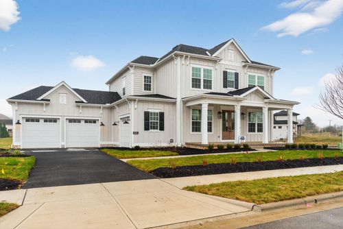 3290 Briarwood Ln, Lewis Center, OH, 43035-3300 | Card Image