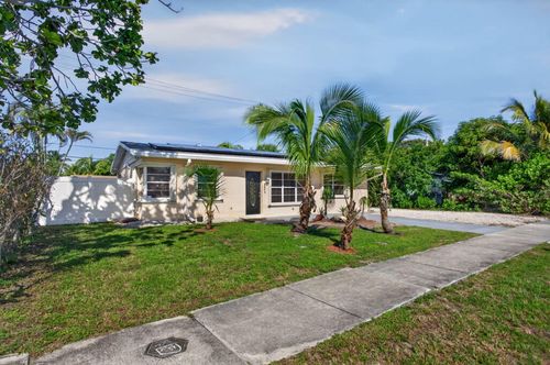 2511 Ne 9th Ter, Pompano Beach, FL, 33064-6420 | Card Image