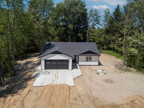 3055 E Gordonville Rd, Midland, MI, 48640-8551 | Card Image