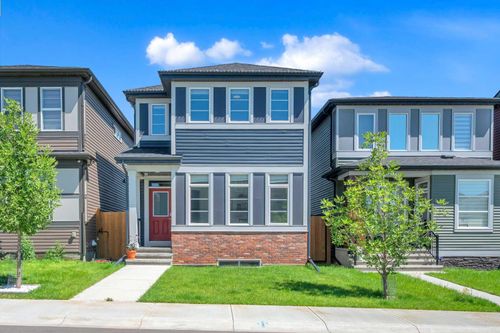 18 Wolf Creek Rise Se, Calgary, AB, T2X4Y9 | Card Image