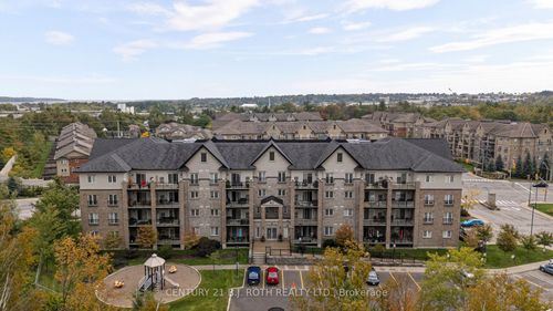 204-40 Ferndale Dr S, Barrie, ON, L4N2L3 | Card Image