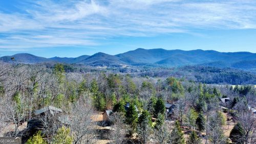 13 Gladys Ln, Young Harris, GA, 30582-3770 | Card Image