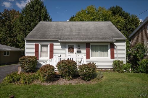138 Merrell Rd, Syracuse, NY, 13219-3226 | Card Image