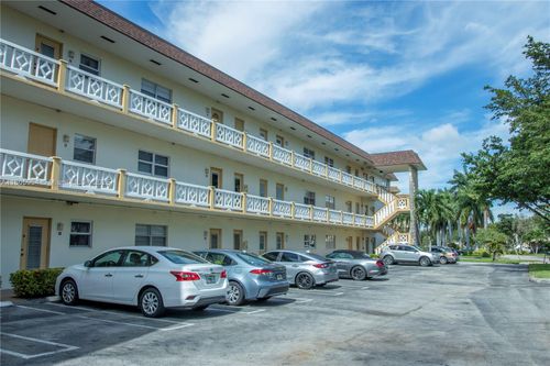 apt-210-5141 W Oakland Park Blvd, Lauderdale Lakes, FL, 33313-1553 | Card Image