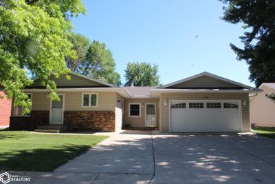 295 E Sesame Street, Home with 3 bedrooms, 2 bathrooms and 3 parking in Garner IA | Image 2