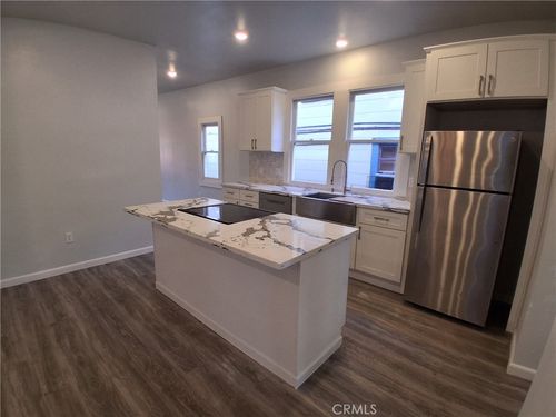 3520 Harrison St, Oakland, CA, 94611-5423 | Card Image