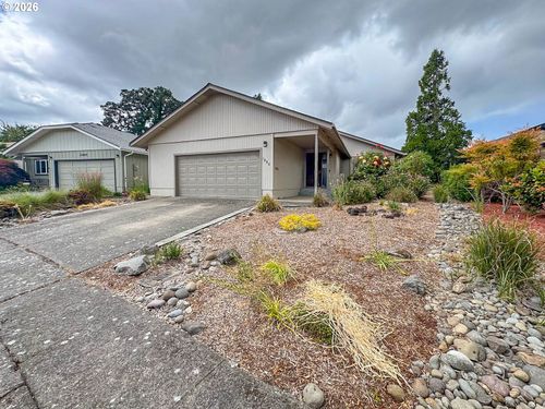 1886 Woodstock Cir, Salem, OR, 97304 | Card Image
