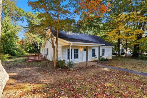 5414 Dobson Rd, Greensboro, NC, 27410-5202 | Card Image