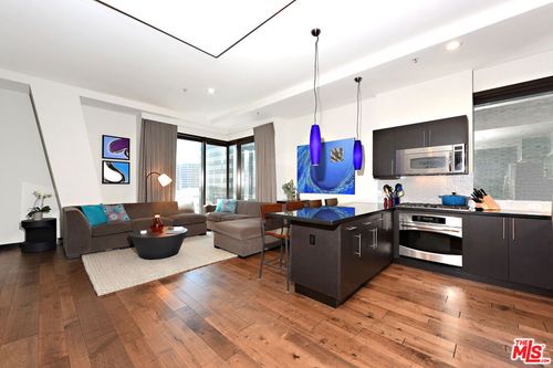 1205-655 S Hope St, Los Angeles, CA, 90015-2120 | Card Image