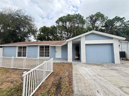 10101 Springtree Ct, TAMPA, FL, 33615-2639 | Card Image