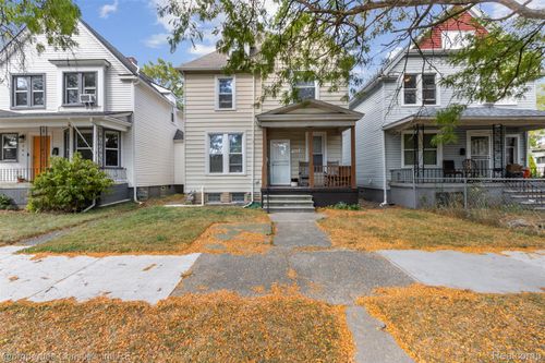 569 Melbourne St, Detroit, MI, 48202-2513 | Card Image
