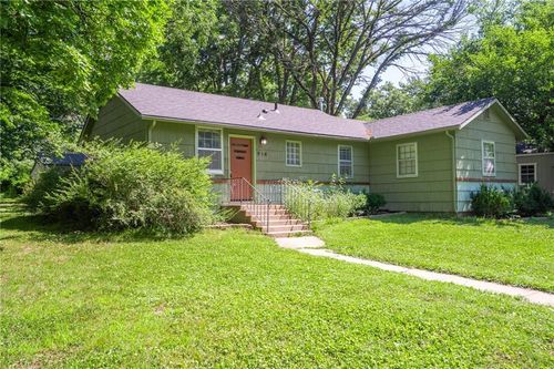 914 Jersey St, Baldwin City, KS, 66006-4200 | Card Image