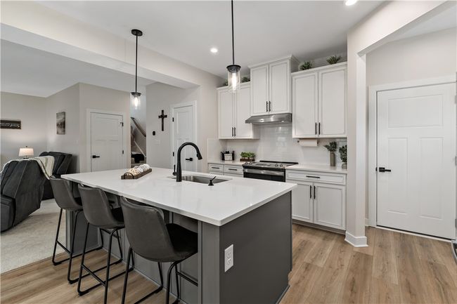 472 Sarjean Way, House other with 4 bedrooms, 3 bathrooms and 2 parking in Zelienople PA | Image 12