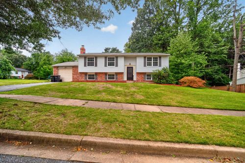 6810 Killarney St, CLINTON, MD, 20735-3829 | Card Image