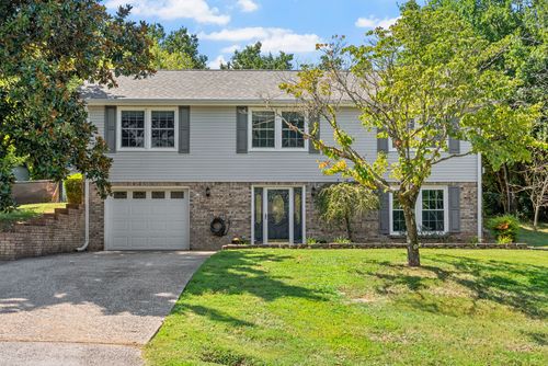 306 Grassland Dr, Clarksville, TN, 37043-1703 | Card Image