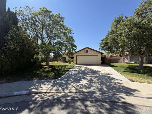 3325 Dale Court, Rosamond, CA, 93560 | Card Image