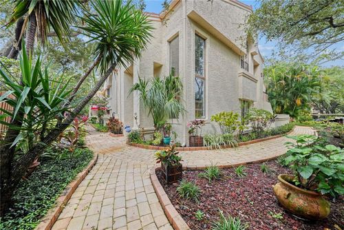 1322-203 Los Prados Drive, SAFETY HARBOR, FL, 34695 | Card Image