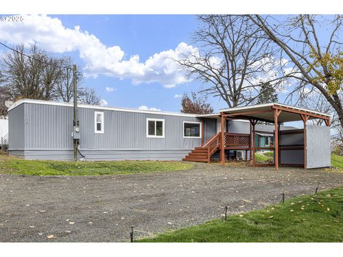 250 Ne Jorgen St, Winston, OR, 97496-7575 | Card Image