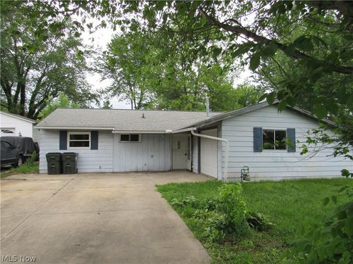 2653 Fairfax St, Streetsboro, OH, 44241-5112 | Card Image