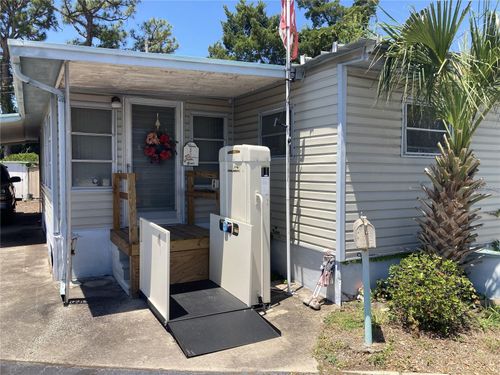 93-7801 34th Avenue N, St Petersburg, FL, 33710 | Card Image