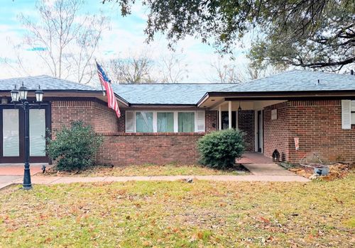 112 Meadow Ln, Groesbeck, TX, 76642-1533 | Card Image