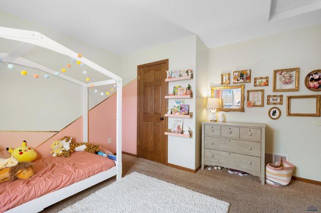 342 Big Badger Dr, House other with 3 bedrooms, 2 bathrooms and null parking in Box Elder SD | Image 17