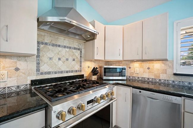 519 74 Th St, House other with 3 bedrooms, 3 bathrooms and null parking in HOLMES BEACH FL | Image 14
