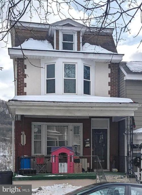 509 Carbon St, POTTSVILLE, PA, 17901-3717 | Card Image