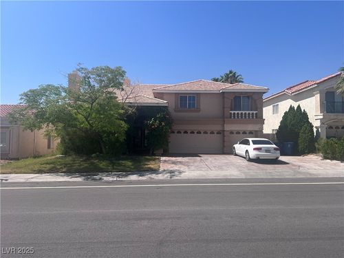 8729 W Gilmore Ave, Las Vegas, NV, 89129-7687 | Card Image