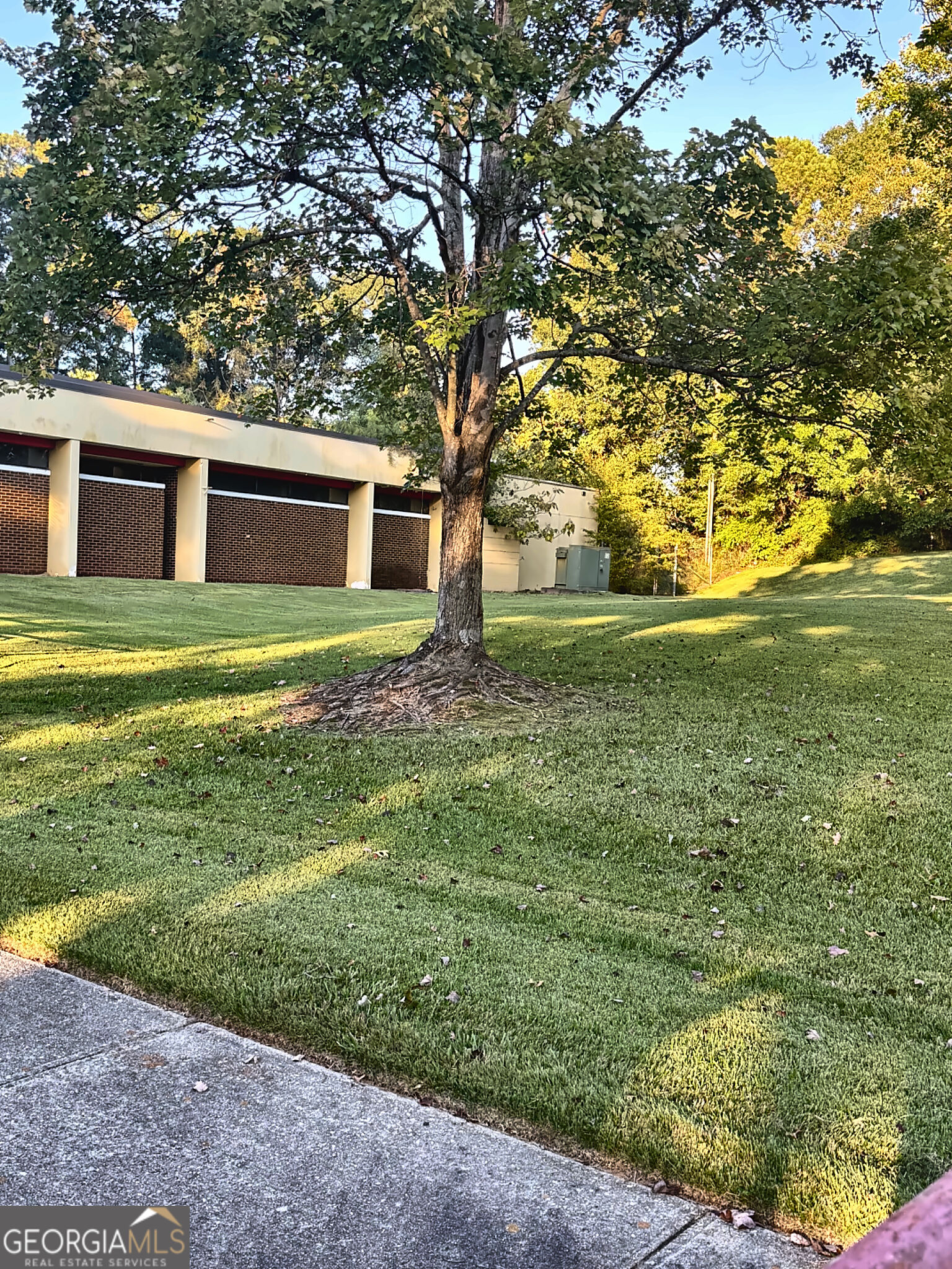 Commercial Sale in Atlanta 3