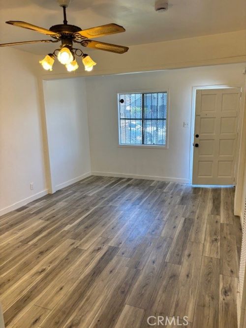 5875 Crocker St, Los Angeles, CA, 90003 | Card Image