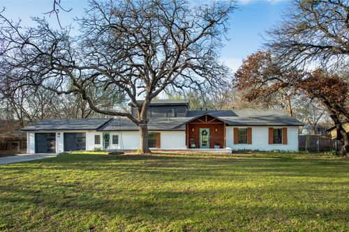 316 Old Justin Rd, Argyle, TX, 76226-3508 | Card Image
